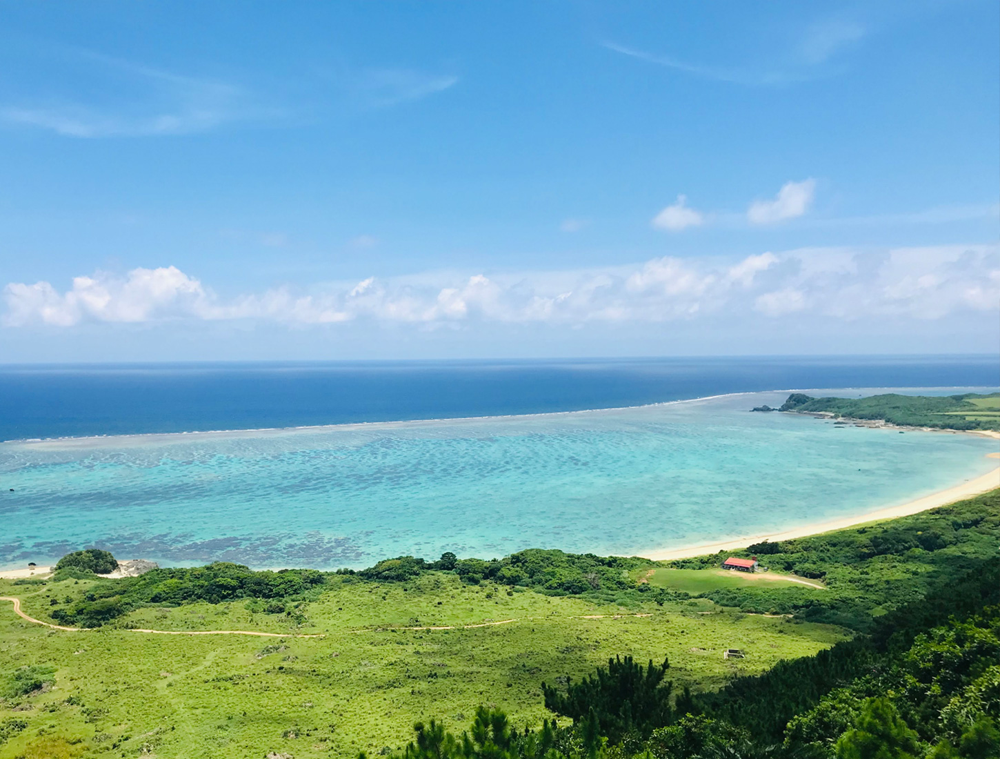 石垣島の明石の高台より